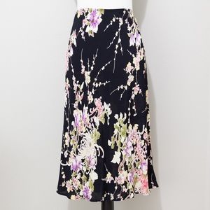 Kamellia by P.R. Women's Black based Colorful Floral Print Skirt Size Medium